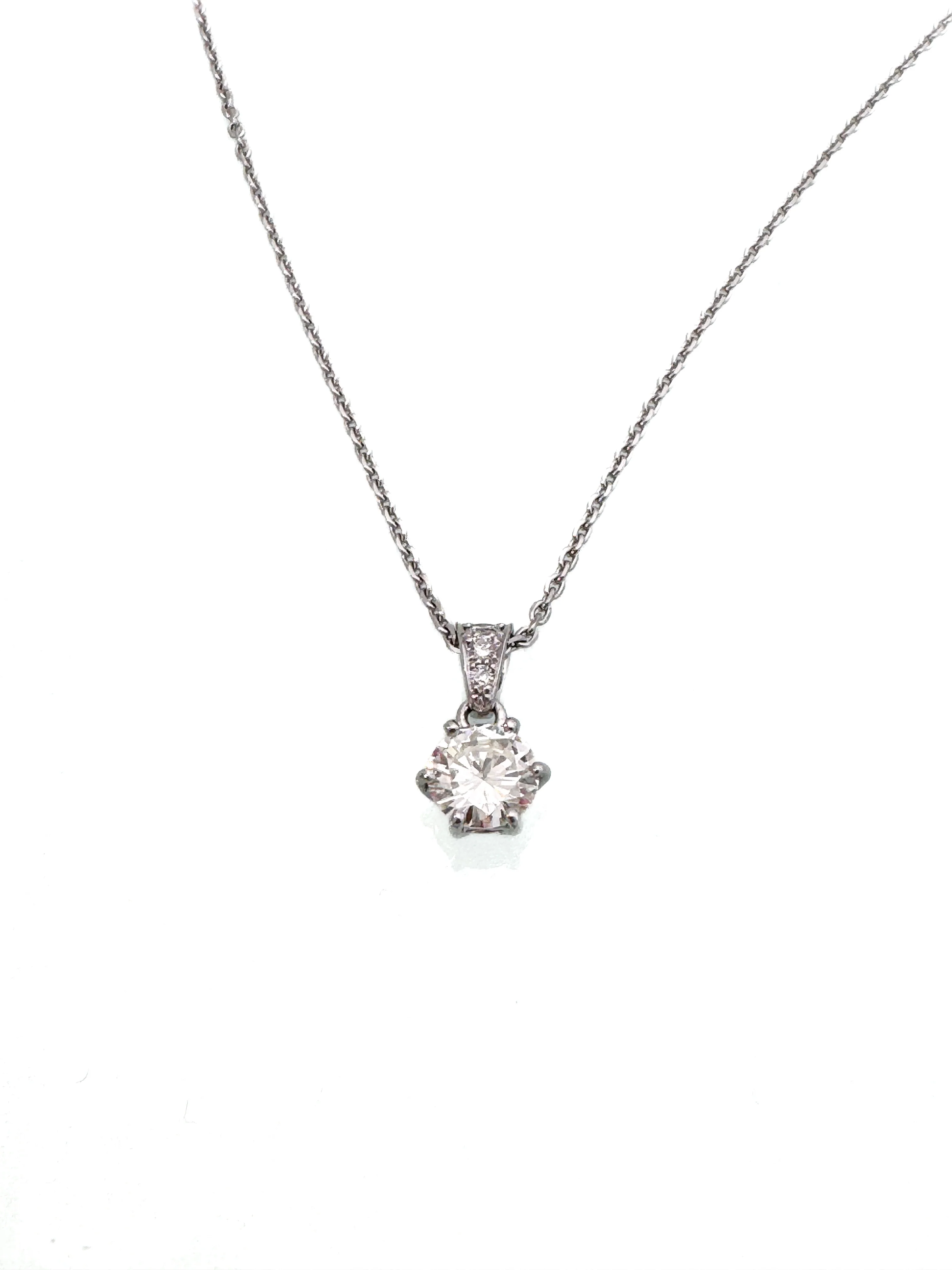 שרשרת 18 קארט עם תליון יהלום GIA